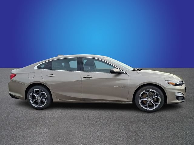 Used 2023 Chevrolet Malibu LT w/ Driver Confidence Package FWD image 3