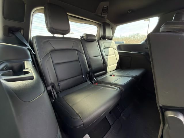 Used 2025 Lincoln Navigator Reserve w/ Jet Appearance Package image 12