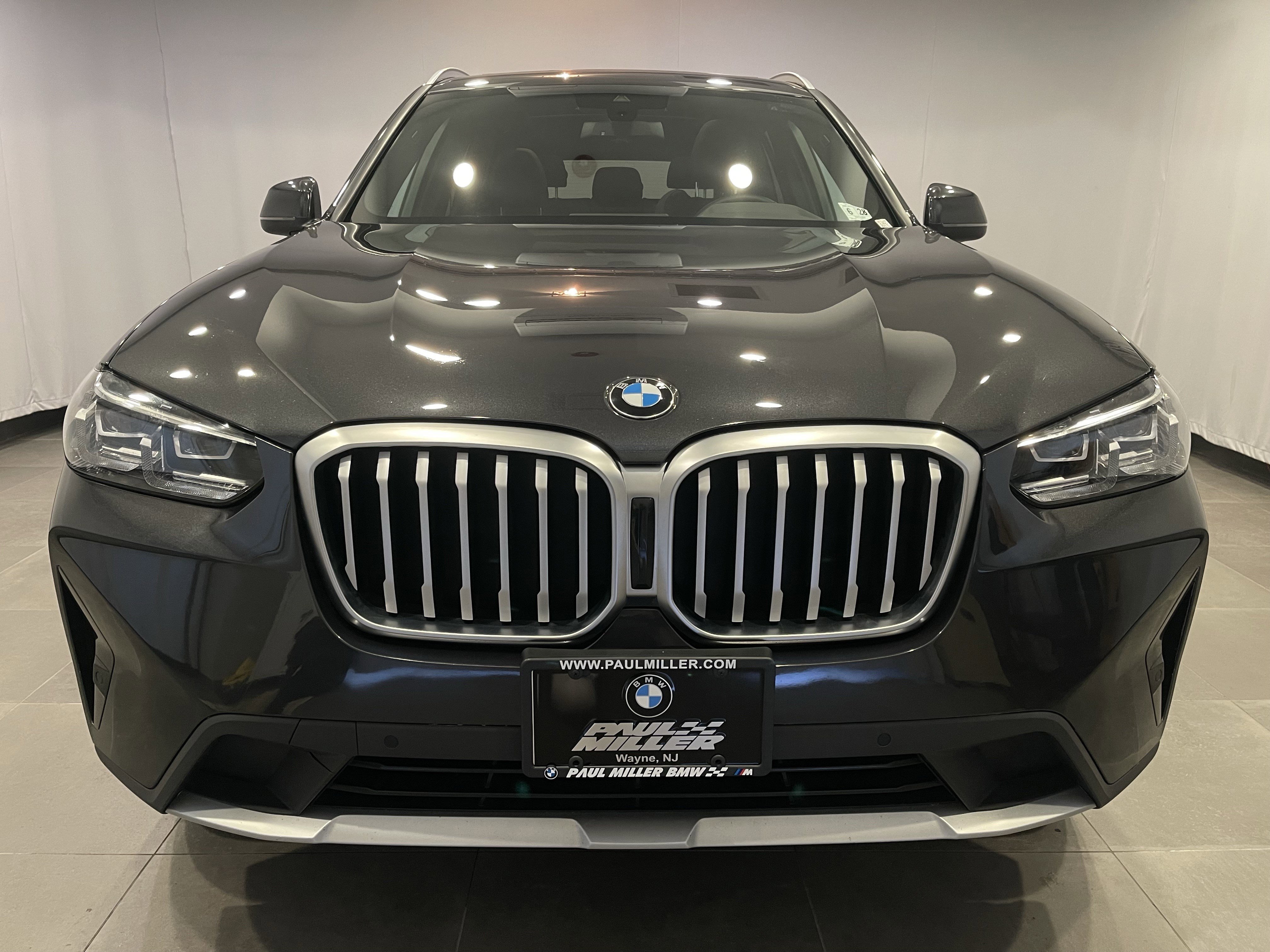 Certified 2023 BMW X3 xDrive30i w/ Convenience Package image 2