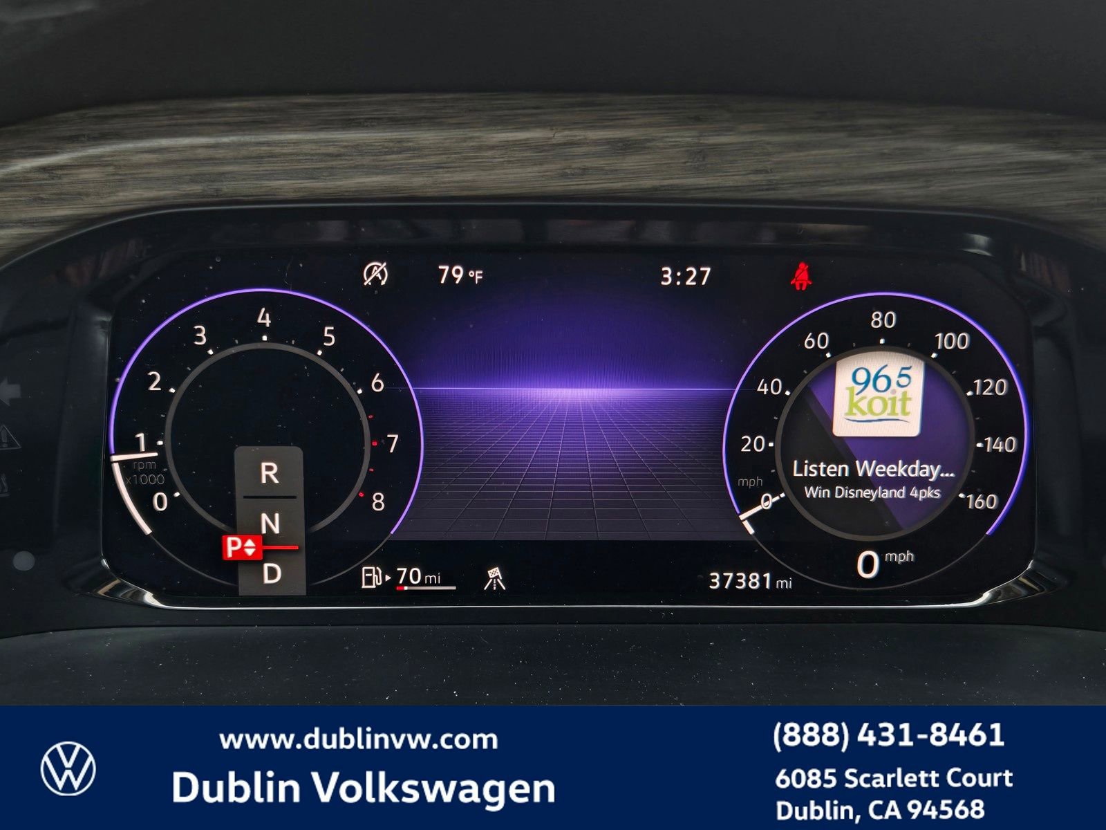 Certified 2024 Volkswagen Atlas SEL Premium R-Line image 24