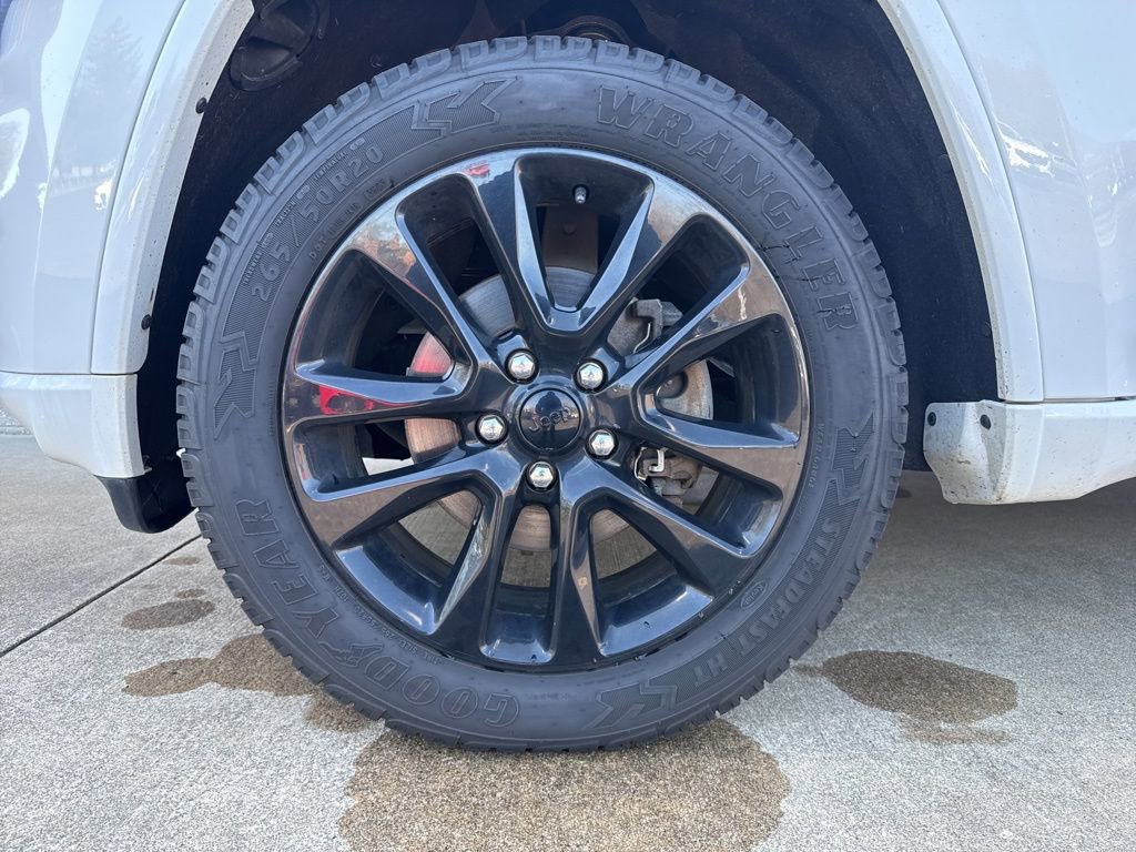 Used 2018 Jeep Grand Cherokee Altitude image 23