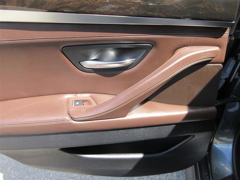 Used 2016 BMW 550i Sedan RWD image 22