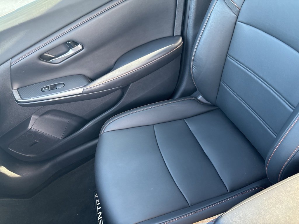 Used 2021 Nissan Sentra SR w/ SR Premium Package image 33