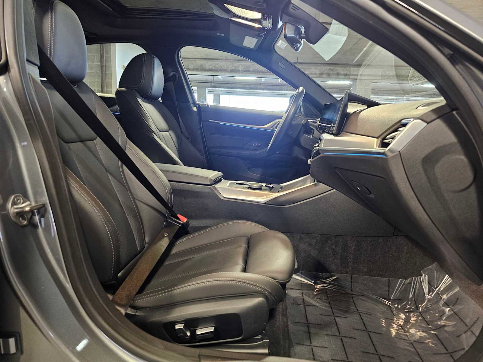 Used 2023 BMW i4 eDrive35 w/ Premium Package image 42