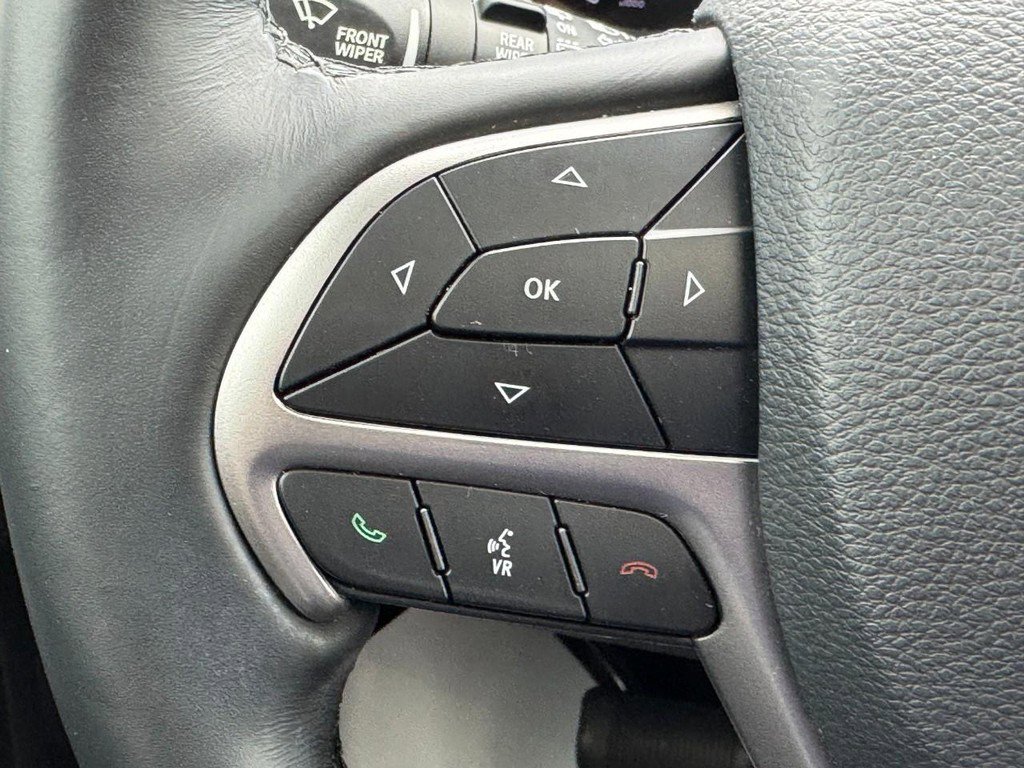 Used 2021 Jeep Grand Cherokee Laredo X AWD/4WD image 16