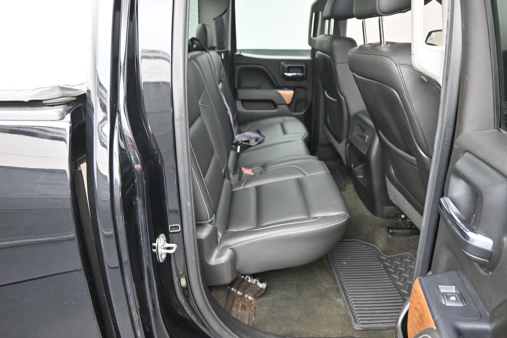 Used 2015 Chevrolet Silverado 1500 LTZ w/ LTZ Plus Package AWD/4WD image 15