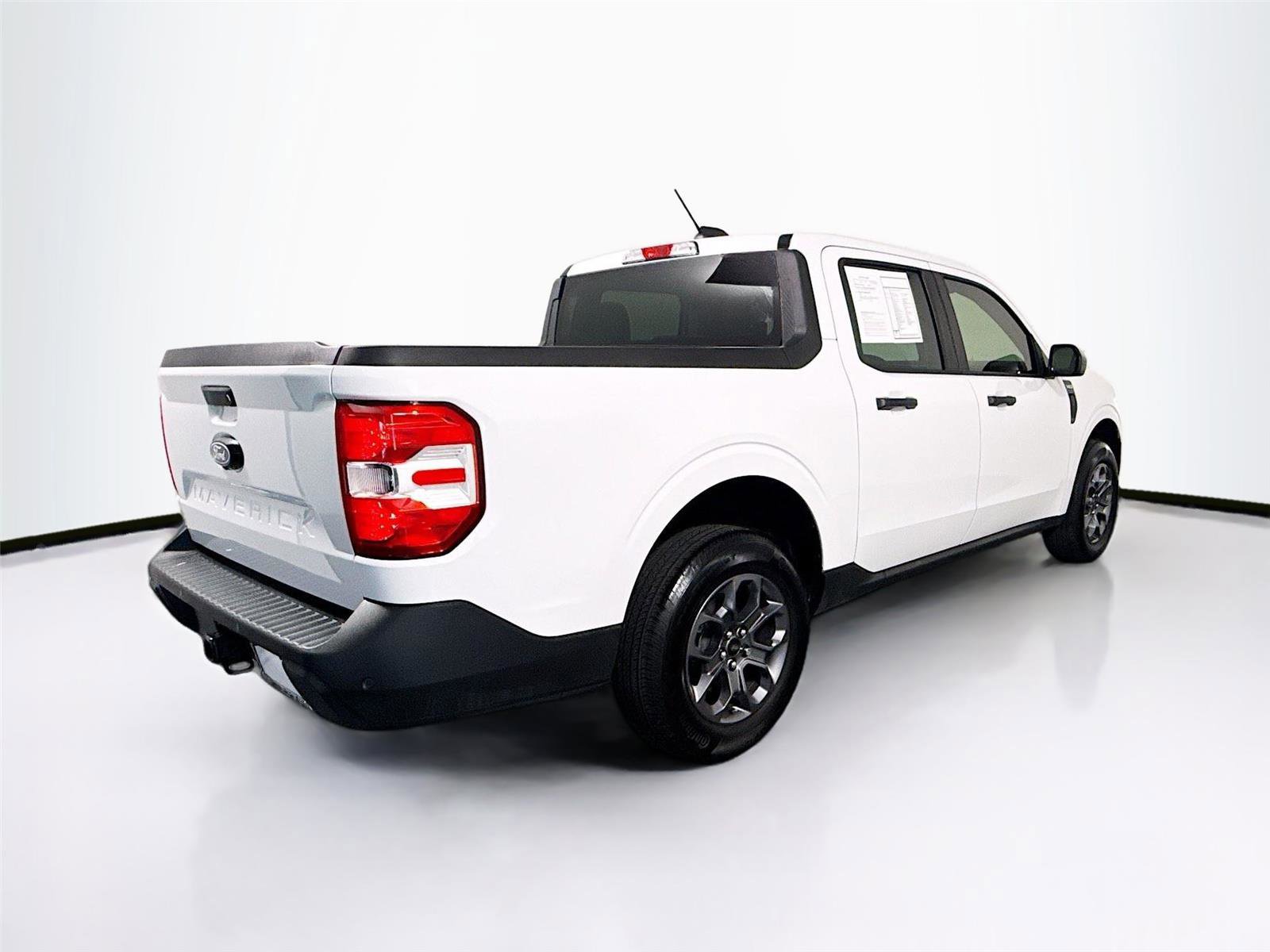 Used 2025 Ford Maverick XLT w/ XLT Luxury Package image 32