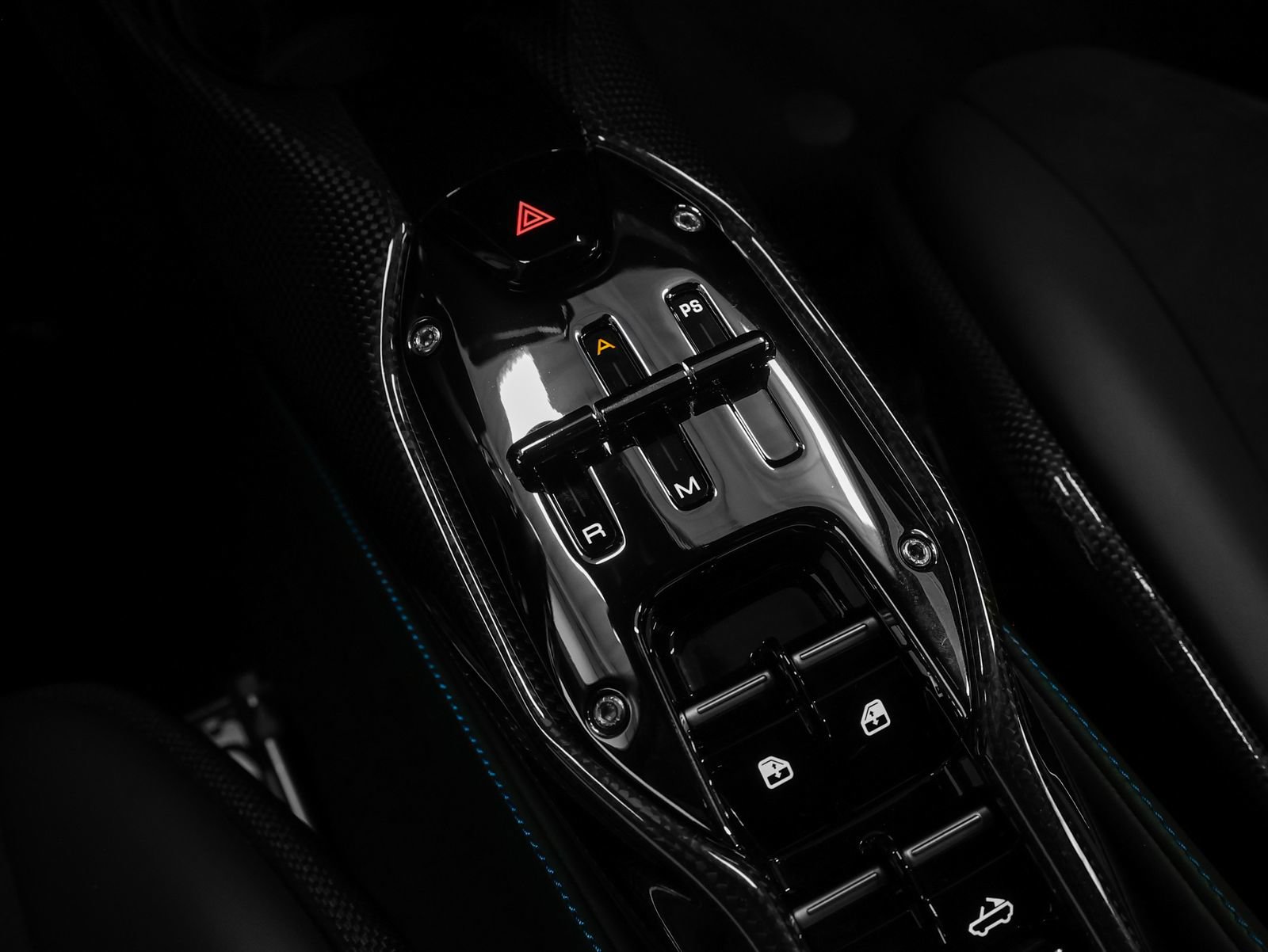 Used 2022 Ferrari SF90 Spider AWD/4WD image 61