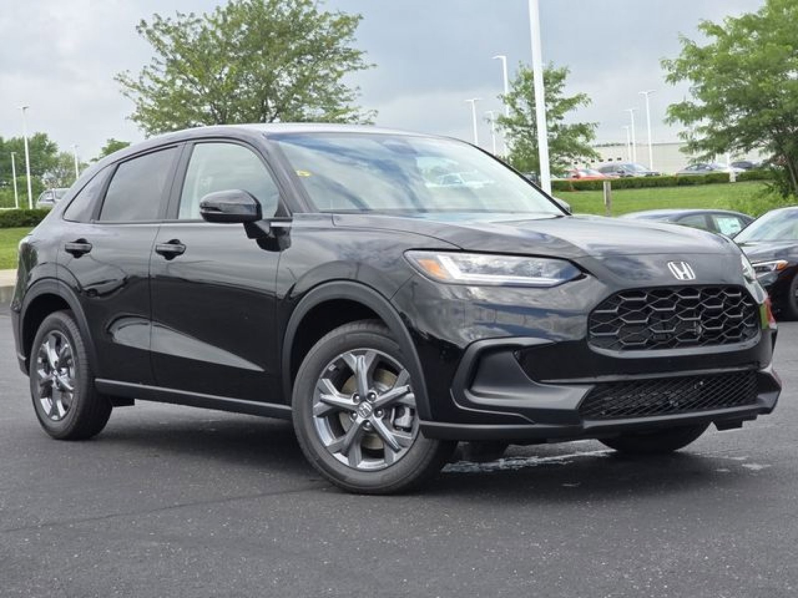 New 2026 Honda HR-V LX image 2