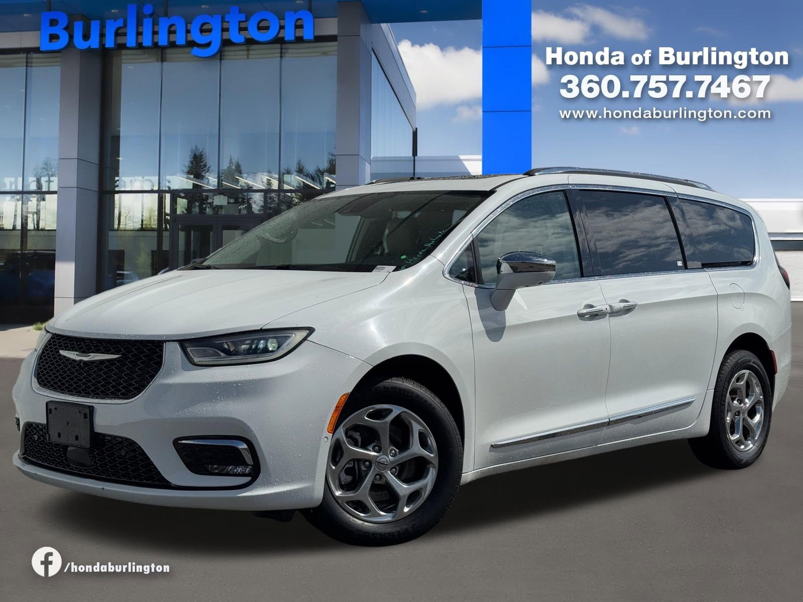 Used 2021 Chrysler Pacifica Limited w/ Premium & Safety Sphere Group AWD/4WD image 1