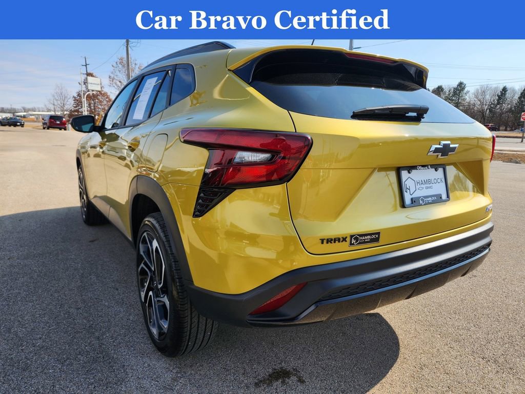 Certified 2024 Chevrolet Trax RS w/ Driver Confidence Package image 36