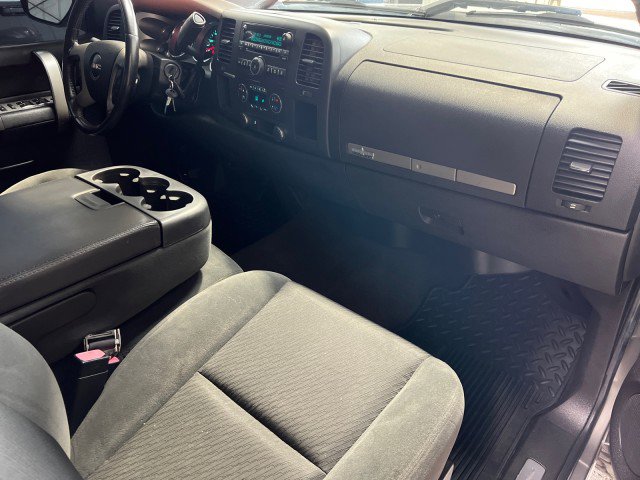 Used 2009 GMC Sierra 1500 SLE w/ Texas Edition image 11