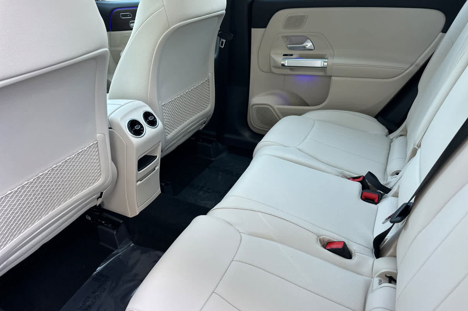 New 2026 Mercedes-Benz GLB 250 image 11