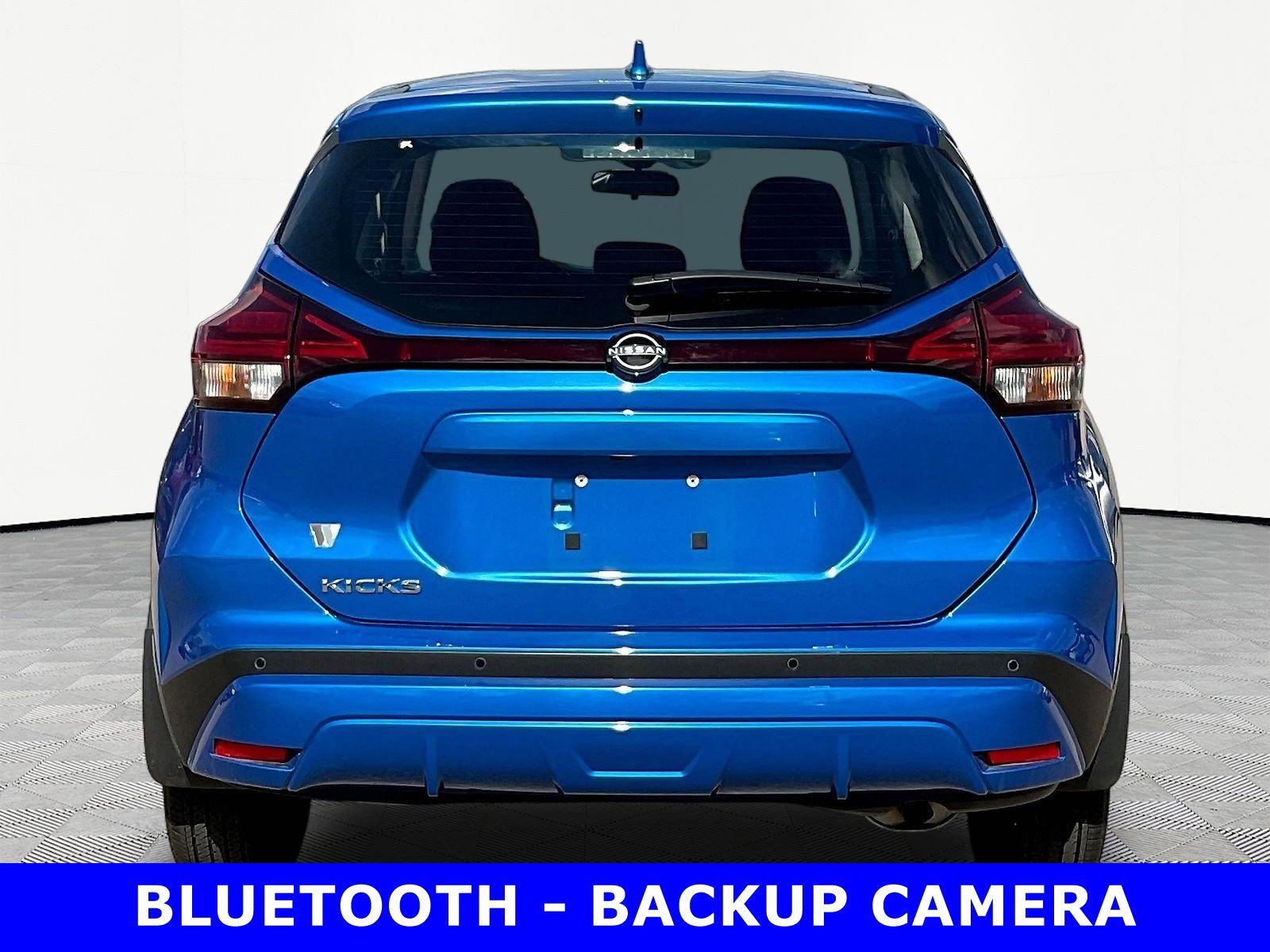 Used 2024 Nissan Kicks S FWD image 5