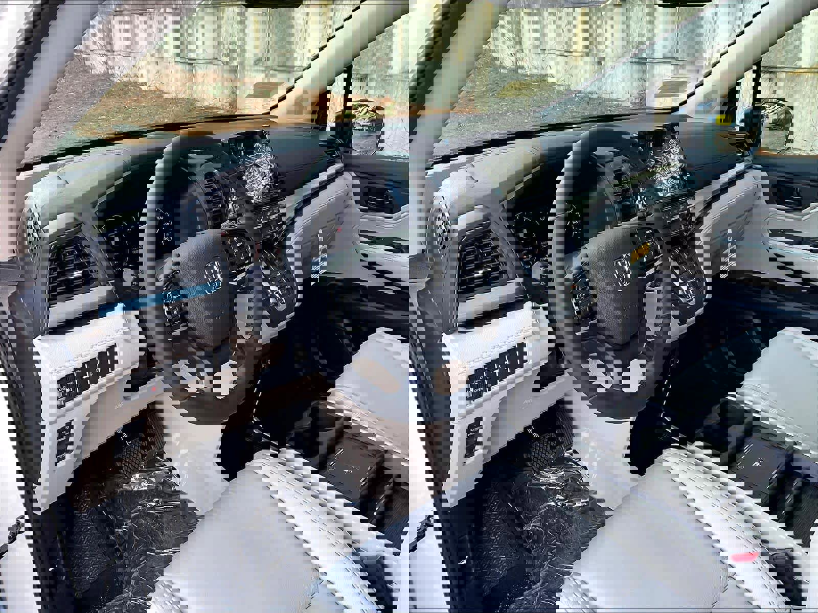 New 2026 Honda Odyssey EX-L image 9