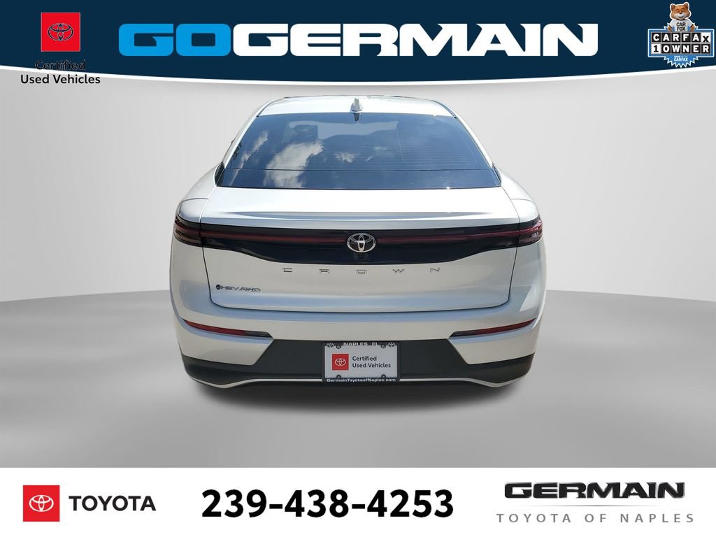 Certified 2026 Toyota Crown AWD/4WD image 9