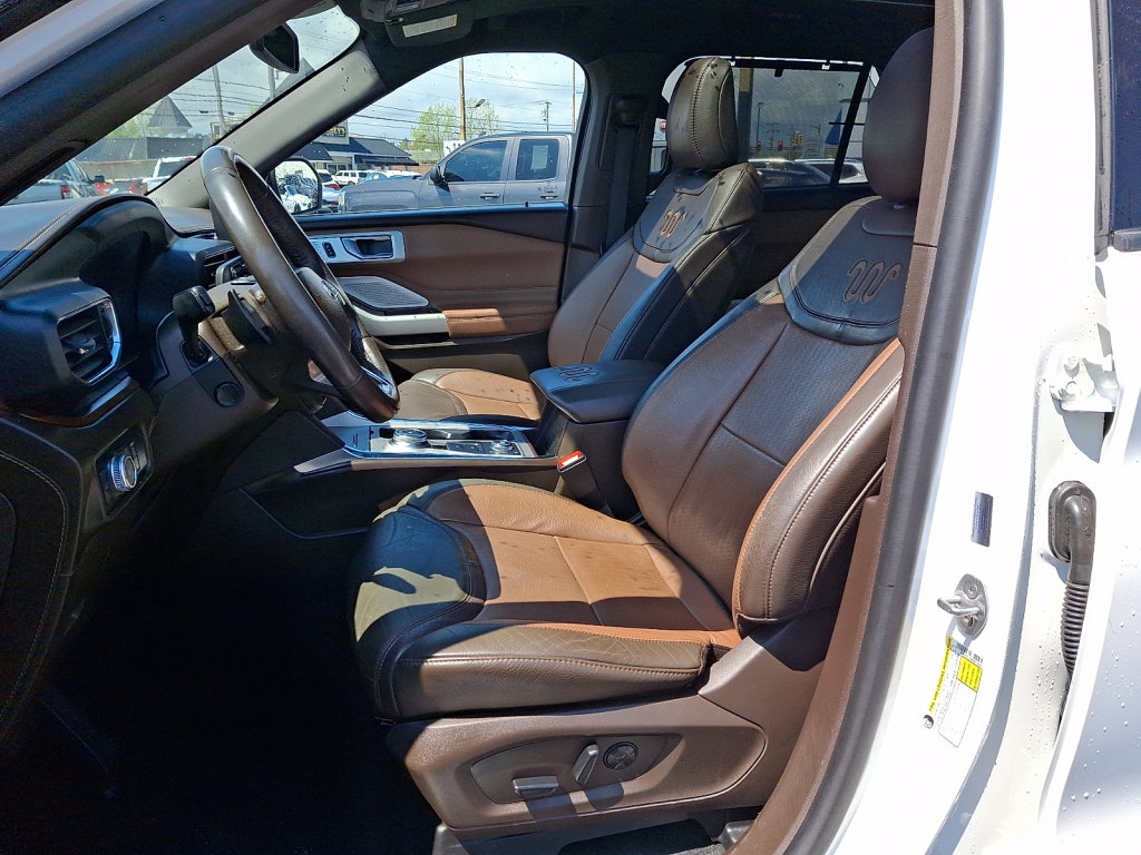 Used 2021 Ford Explorer King Ranch w/ Premium Technology Package AWD/4WD image 24
