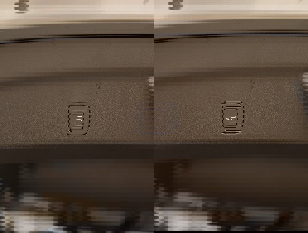 New 2026 GMC Yukon XL Elevation image 34