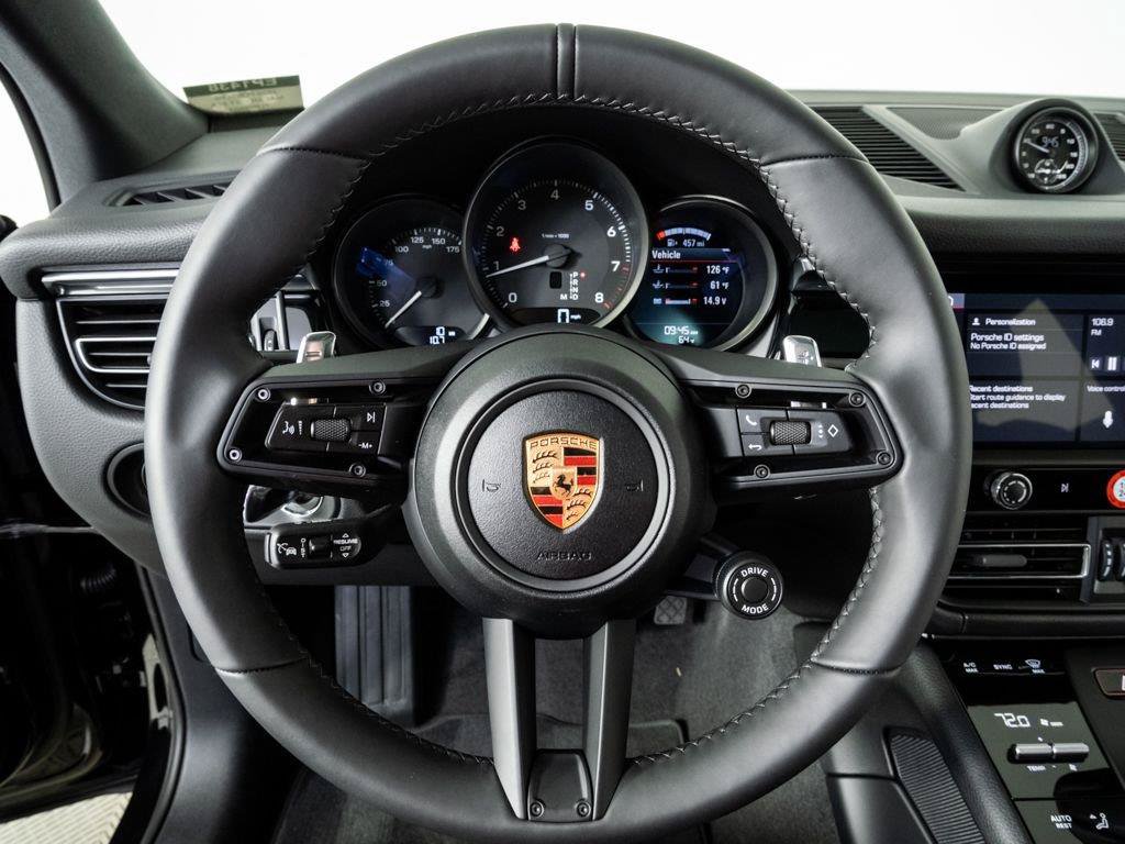 New 2026 Porsche Macan AWD/4WD image 9
