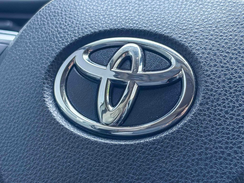 Used 2023 Toyota RAV4 XLE w/ Convenience Package AWD/4WD image 21