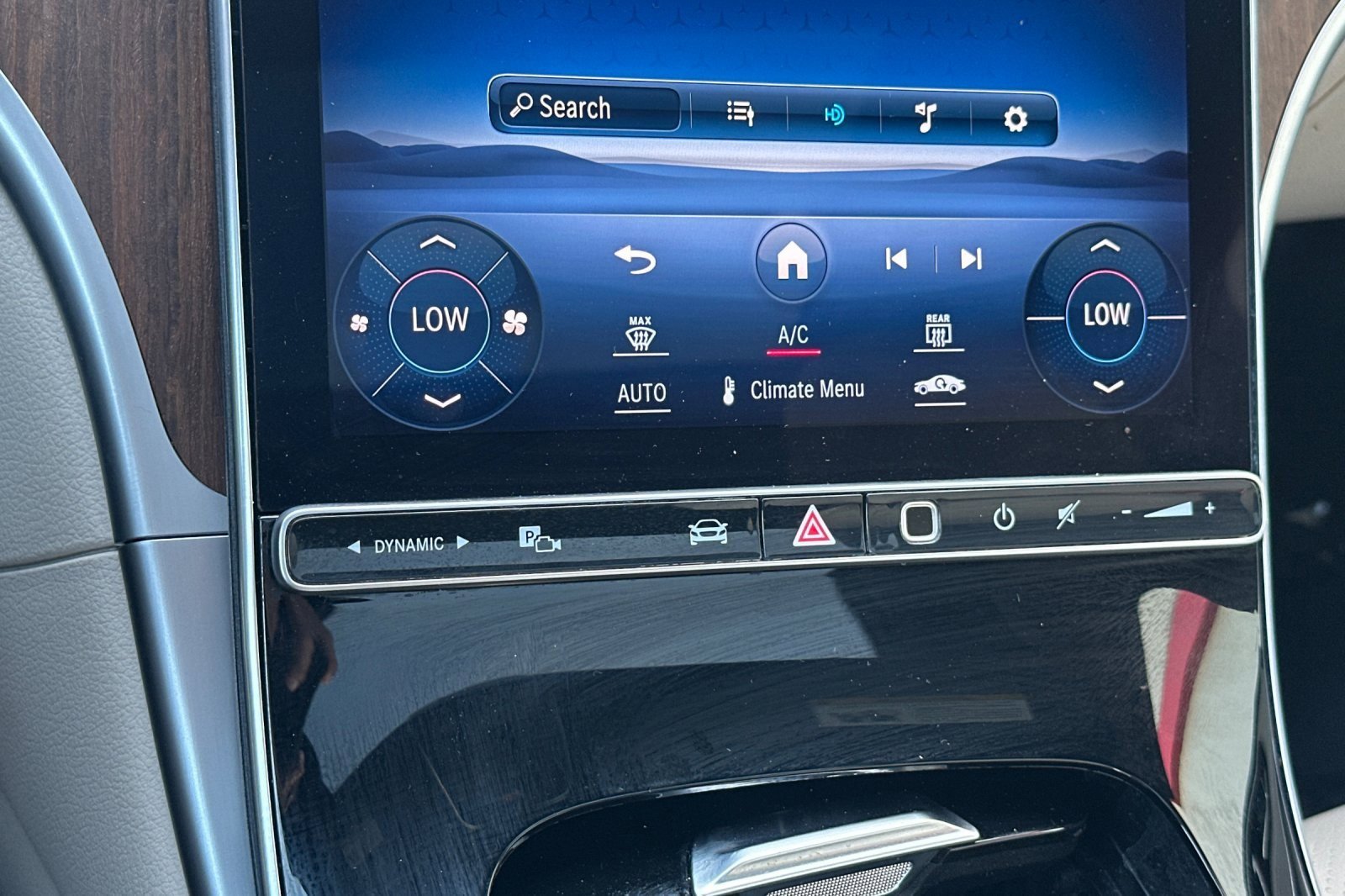 Used 2023 Mercedes-Benz C 300 Sedan image 18