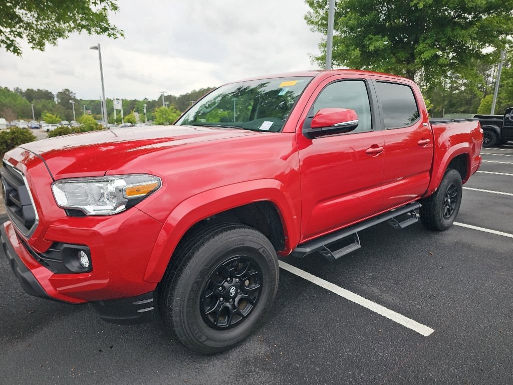 Used 2022 Toyota Tacoma SR5 w/ Technology Package RWD image 1