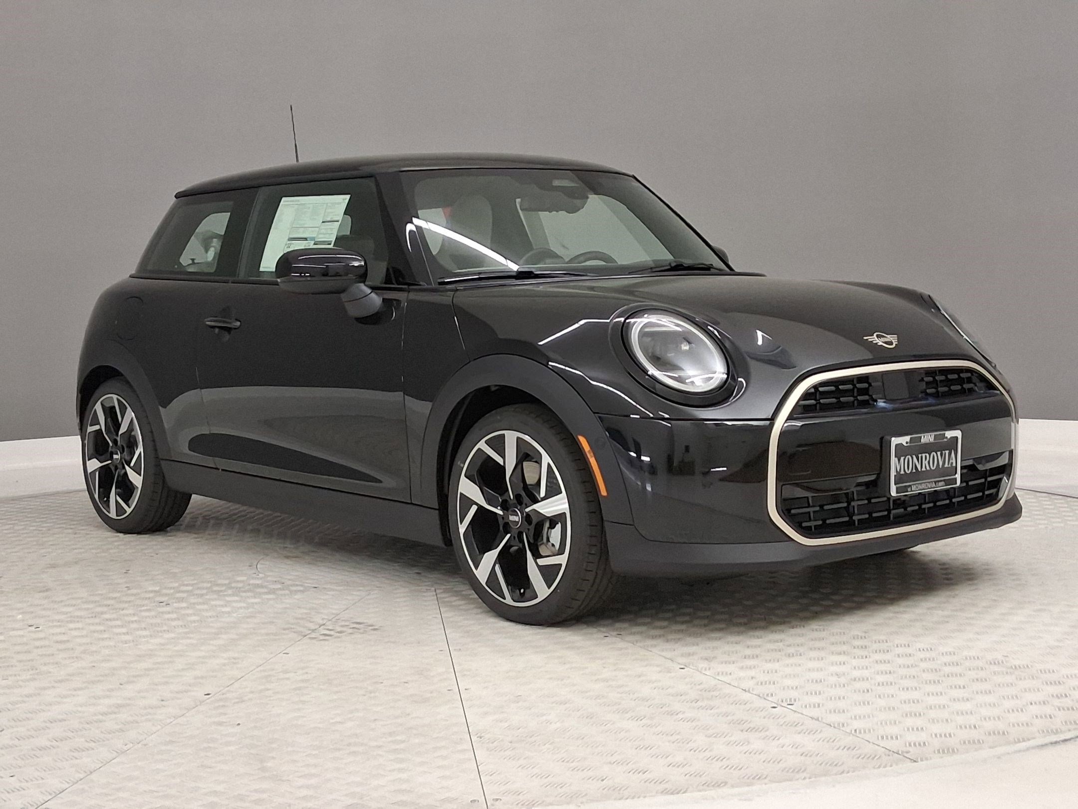 New 2026 MINI Cooper 2-Door Hardtop image 5