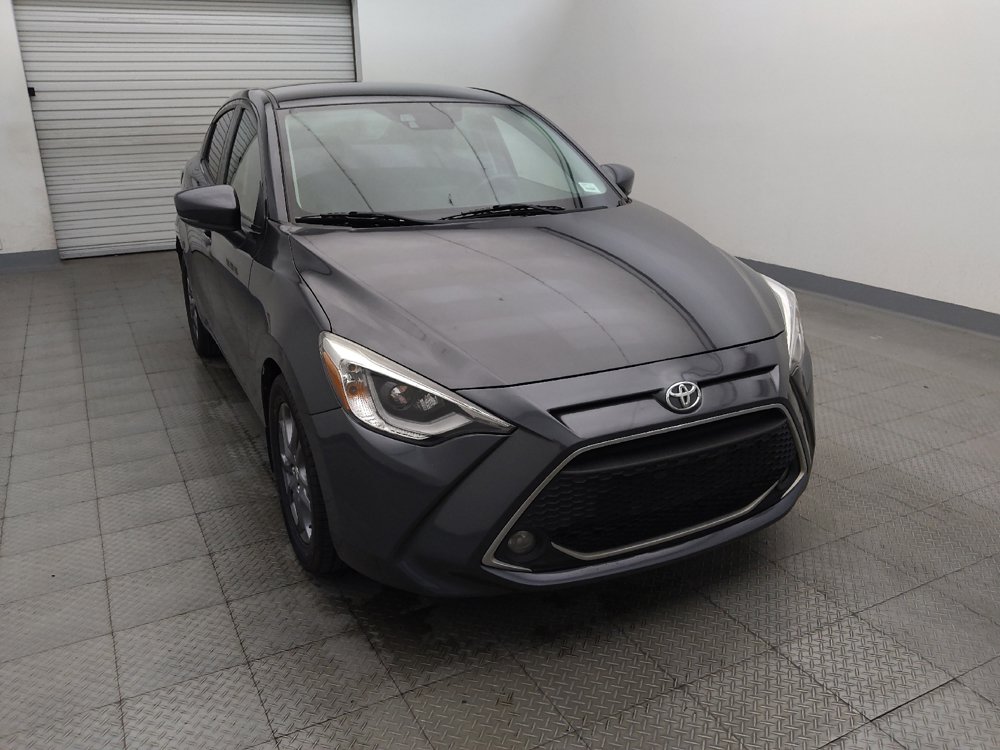 Used 2019 Toyota Yaris XLE FWD image 14