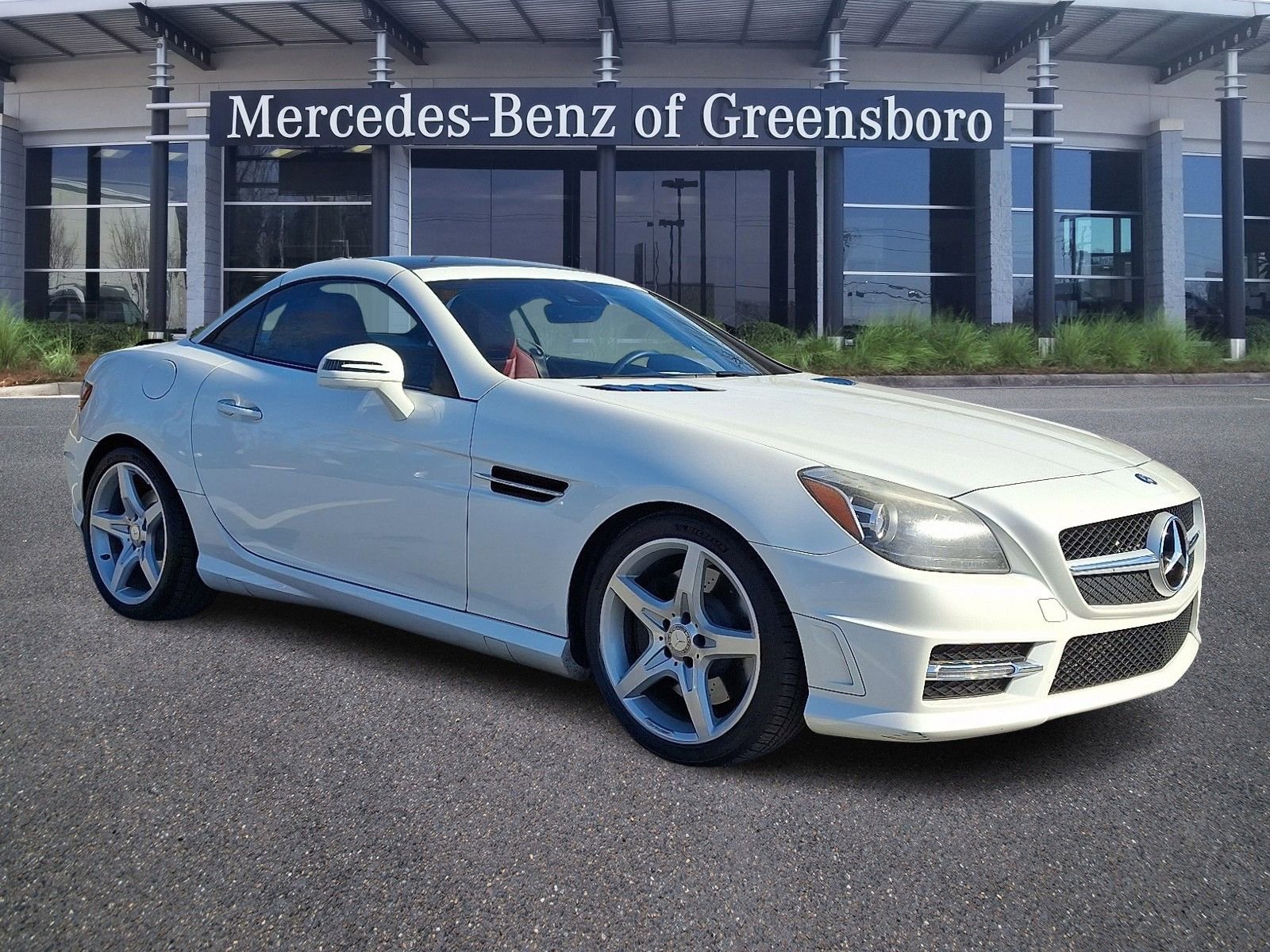 Certified 2016 Mercedes-Benz SLK 300 image 3