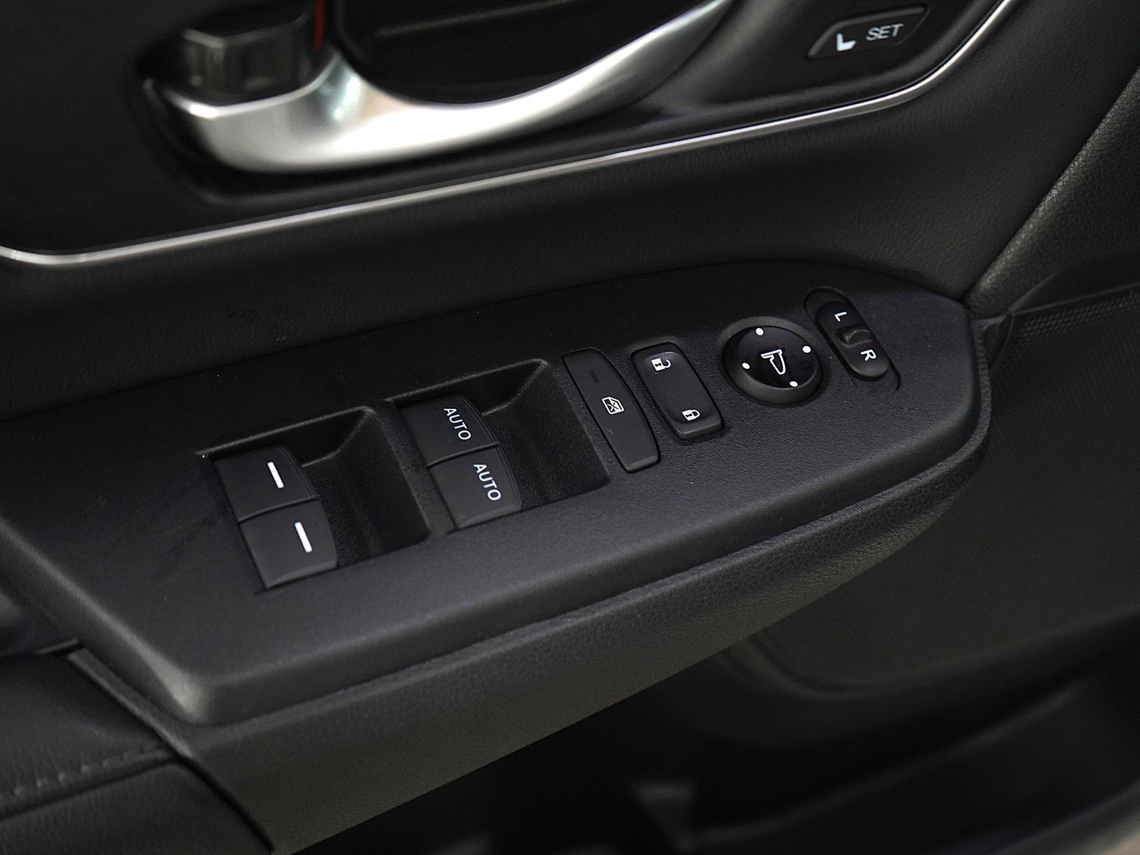 Used 2020 Honda CR-V Touring image 19