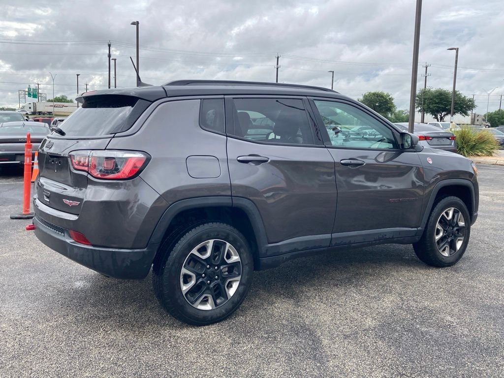 Used 2018 Jeep Compass Trailhawk w/ Navigation Group AWD/4WD image 5
