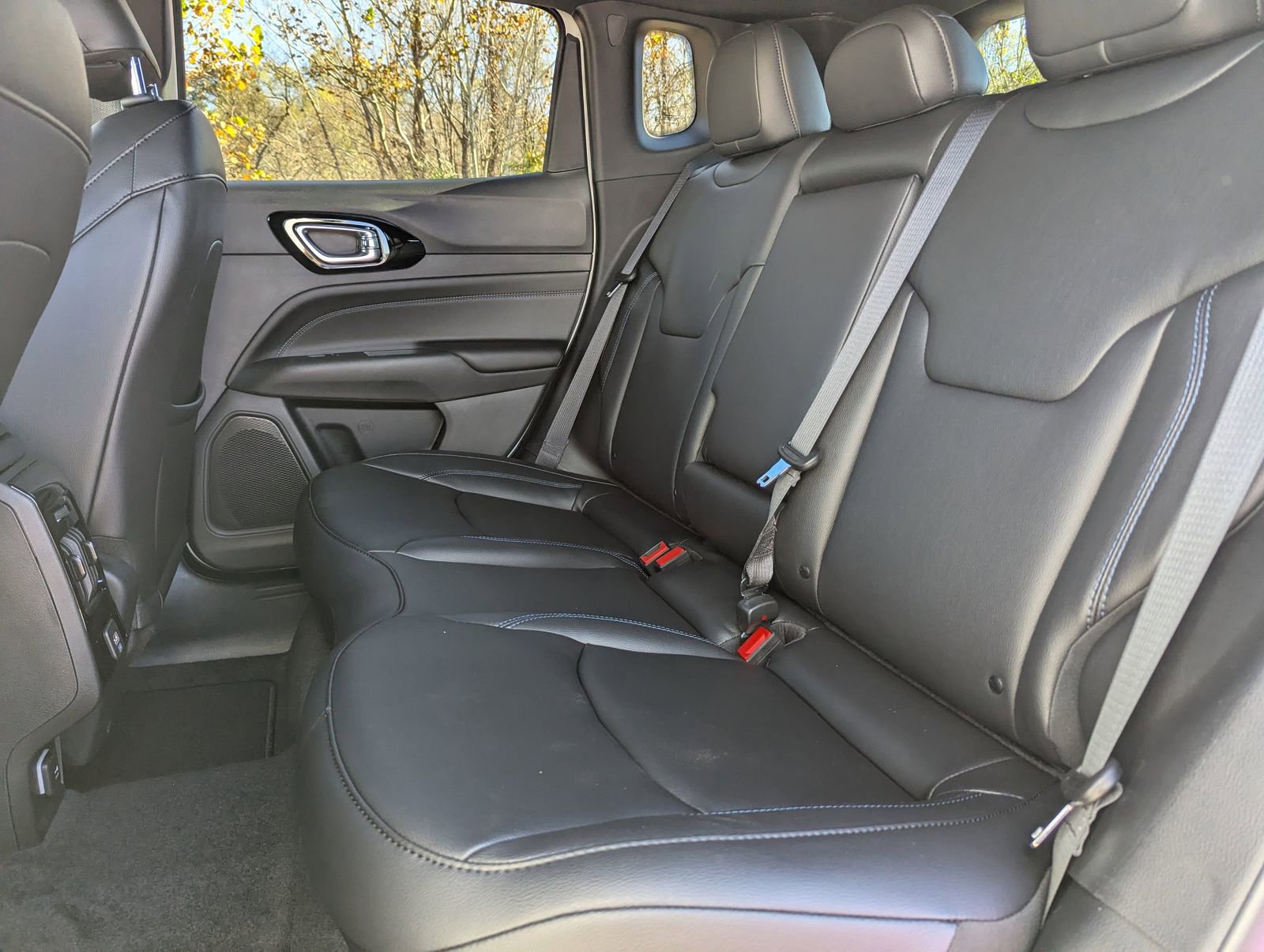 New 2026 Jeep Compass Limited image 15