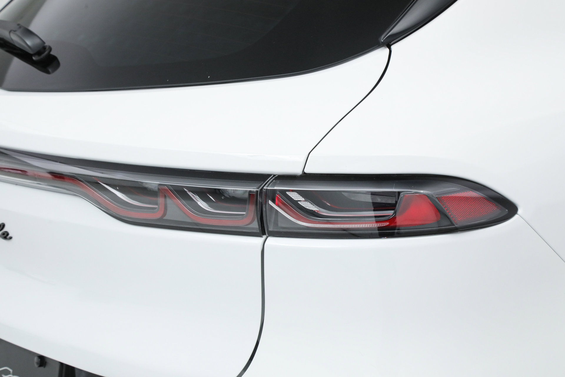 New 2026 Alfa Romeo Tonale Veloce w/ Quick Order Package 23H Volce image 12