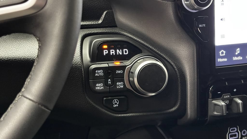 Used 2025 RAM 1500 Big Horn AWD/4WD image 25