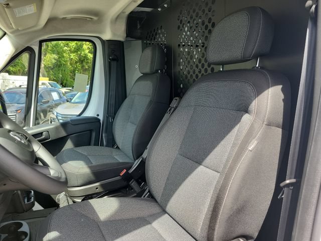 Used 2025 RAM ProMaster 2500 w/ U-Haul Equipment Group FWD image 14