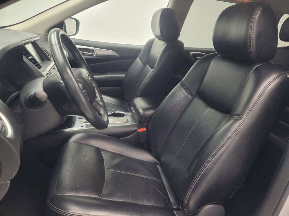 Used 2018 Nissan Pathfinder SL image 17