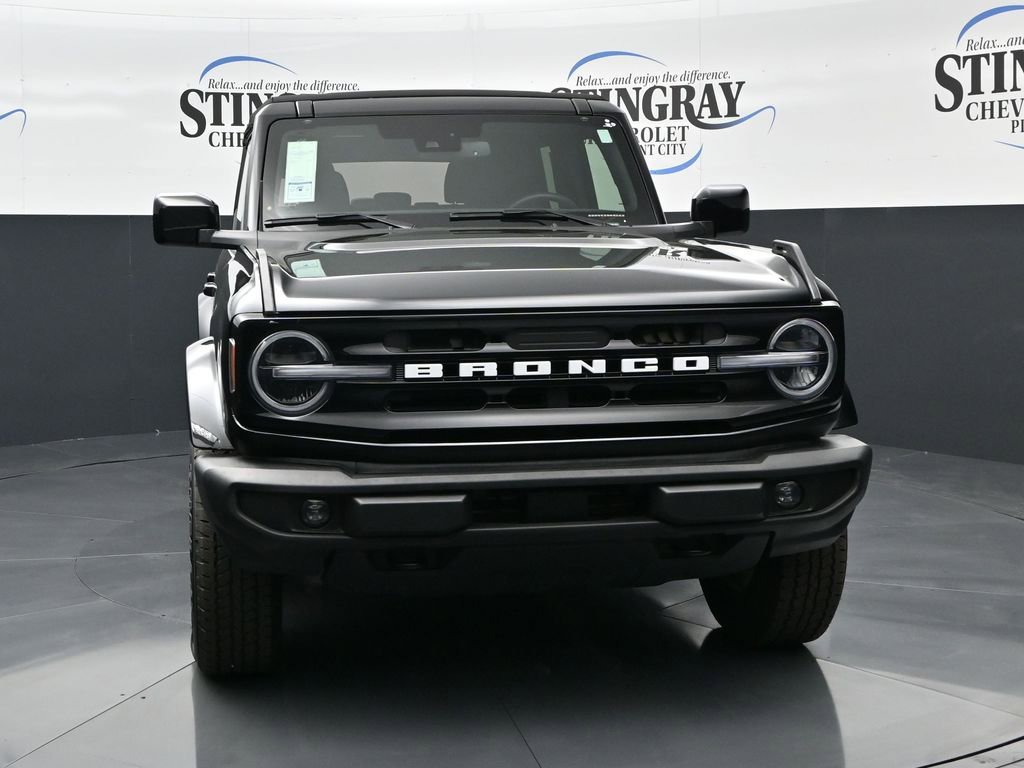 Used 2025 Ford Bronco Outer Banks image 2