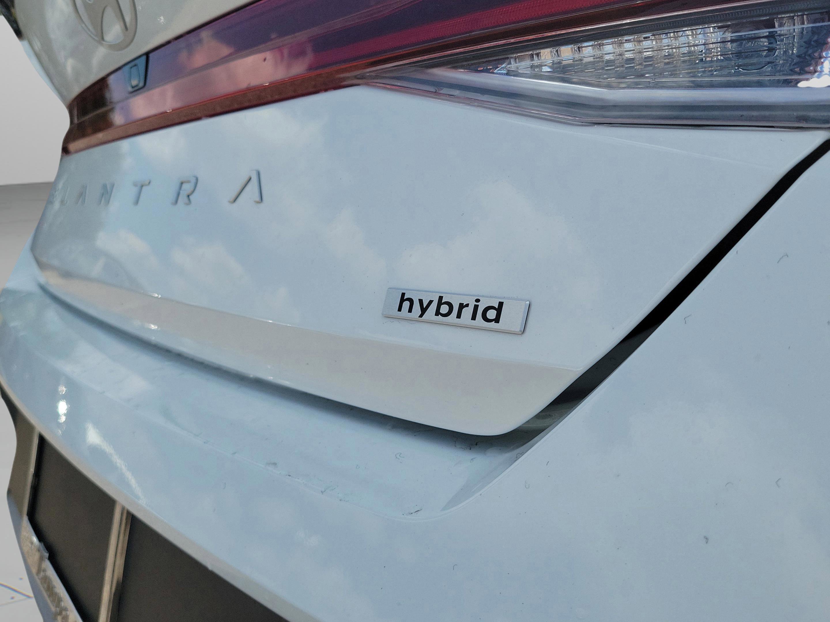 New 2026 Hyundai Elantra Sport image 30