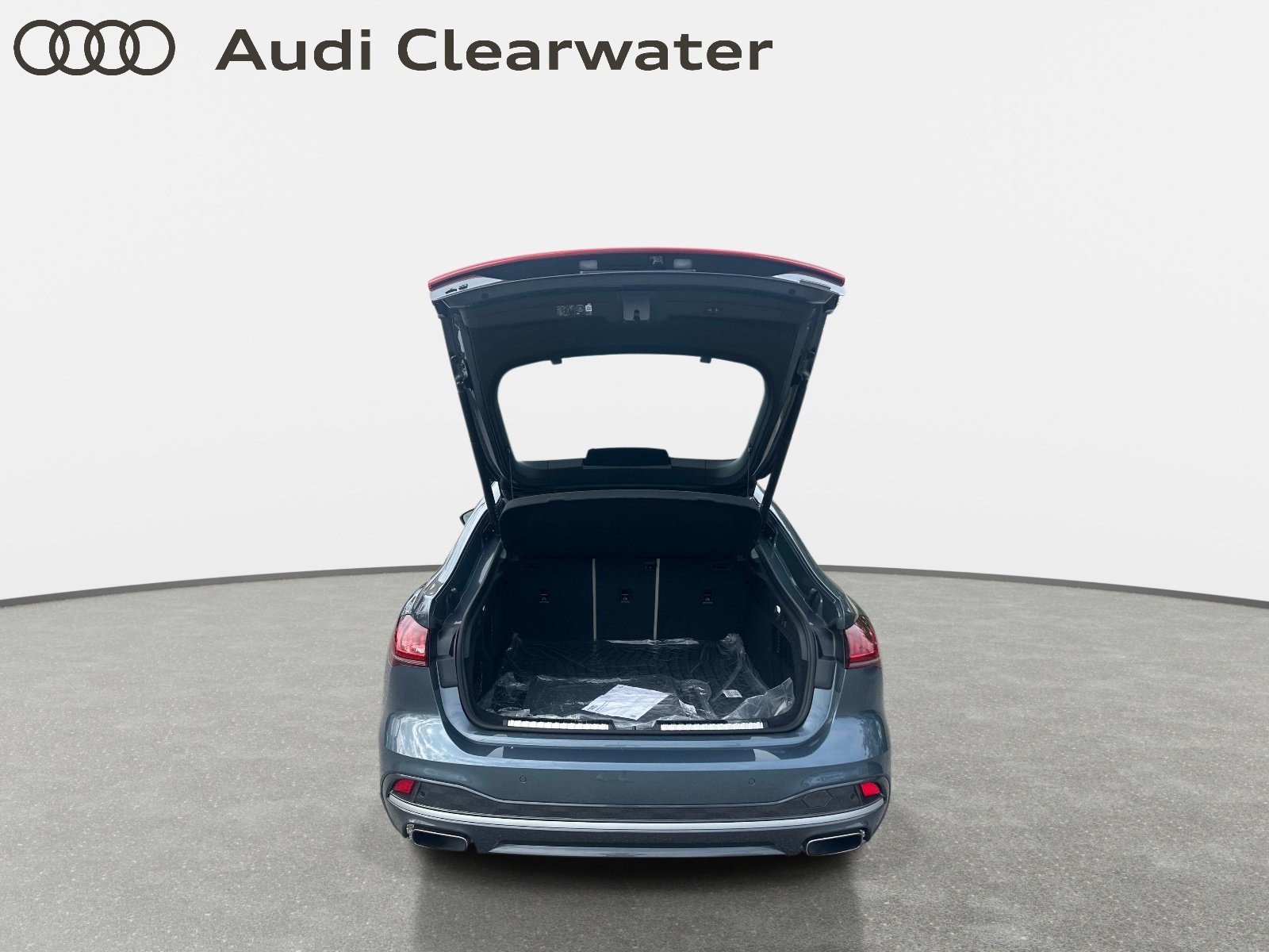 Used 2025 Audi A5 2.0T Premium Plus w/ Premium Plus AWD/4WD image 9