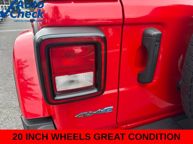 Used 2024 Jeep Wrangler Unlimited w/ Convenience Group AWD/4WD image 27