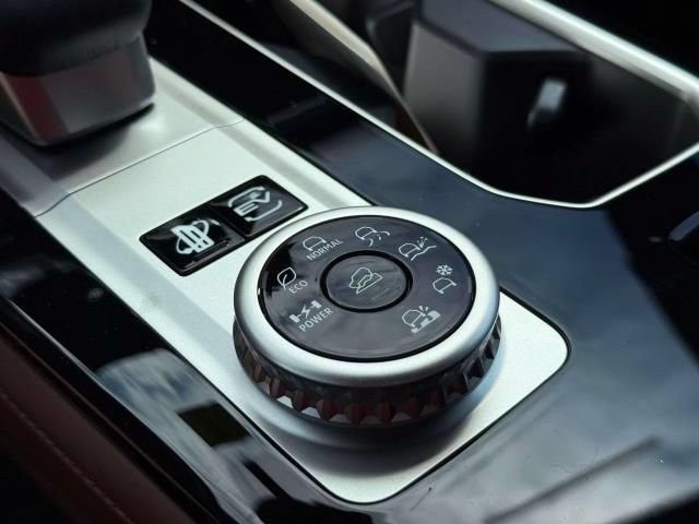 New 2026 Mitsubishi Outlander SEL AWD/4WD image 30