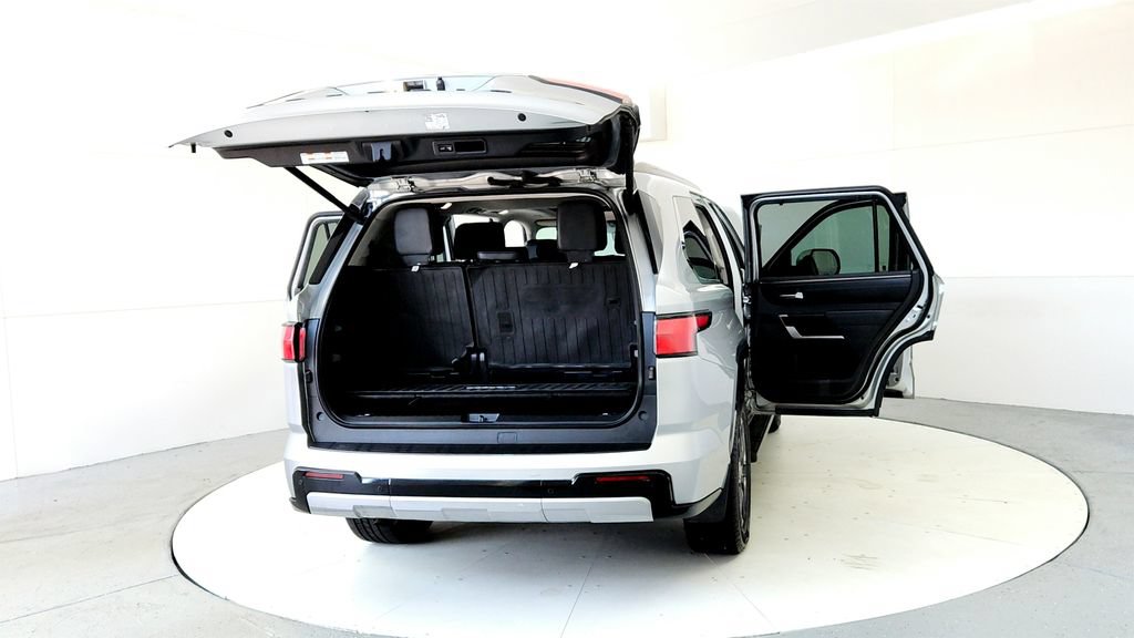 Used 2023 Toyota Sequoia Limited AWD/4WD image 11