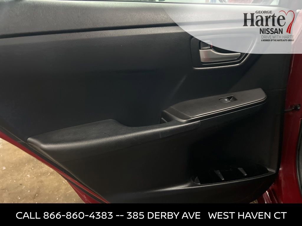 Used 2017 Toyota Camry LE image 29