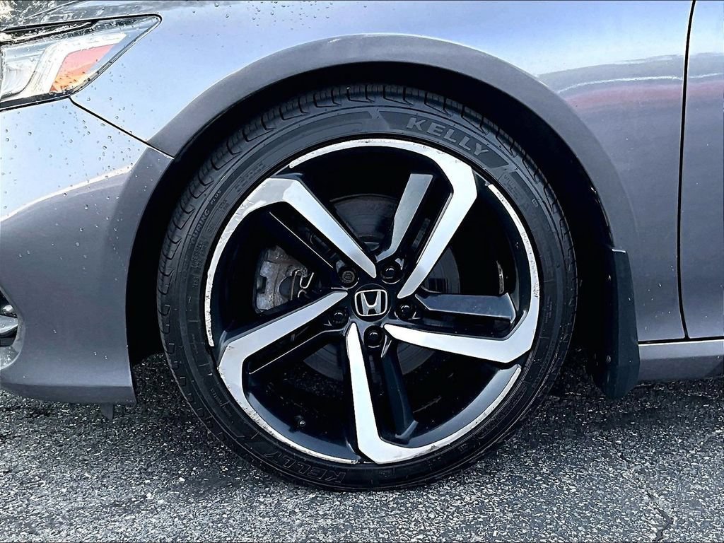 Used 2018 Honda Accord Sport image 7
