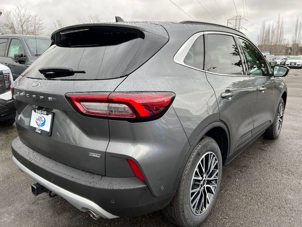 New 2024 Ford Escape SE w/ PHEV Premium Package FWD image 8