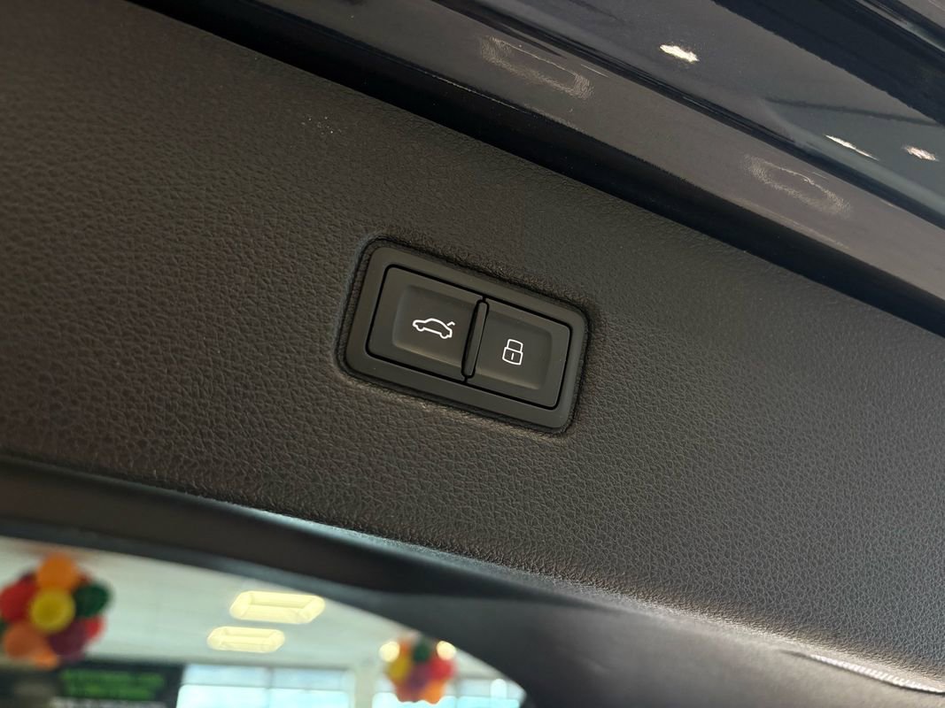 Used 2024 Audi Q7 3.0T Premium Plus image 36