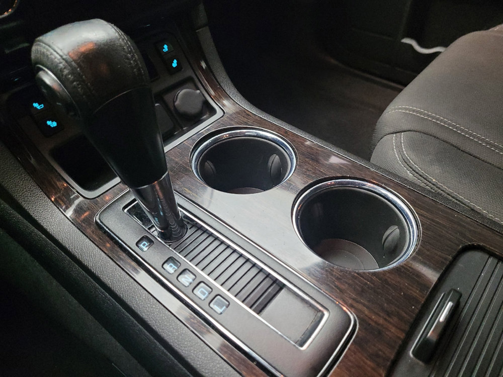 Used 2017 Chevrolet Traverse LT w/ Style and Technology Package image 26