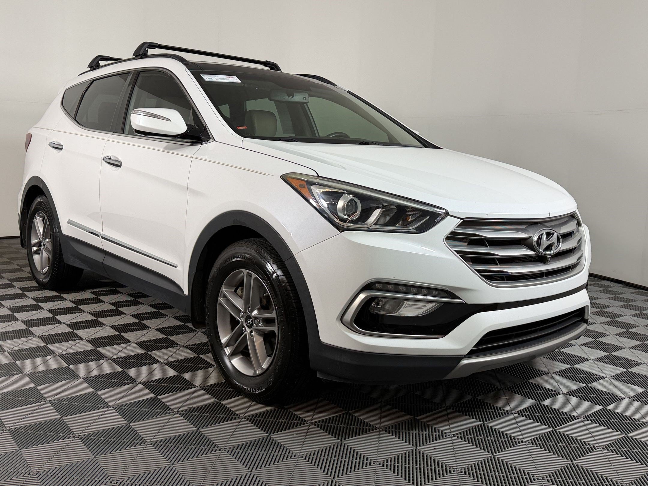 Used 2017 Hyundai Santa Fe Sport w/ 2.4L Tech Package 04 FWD image 27