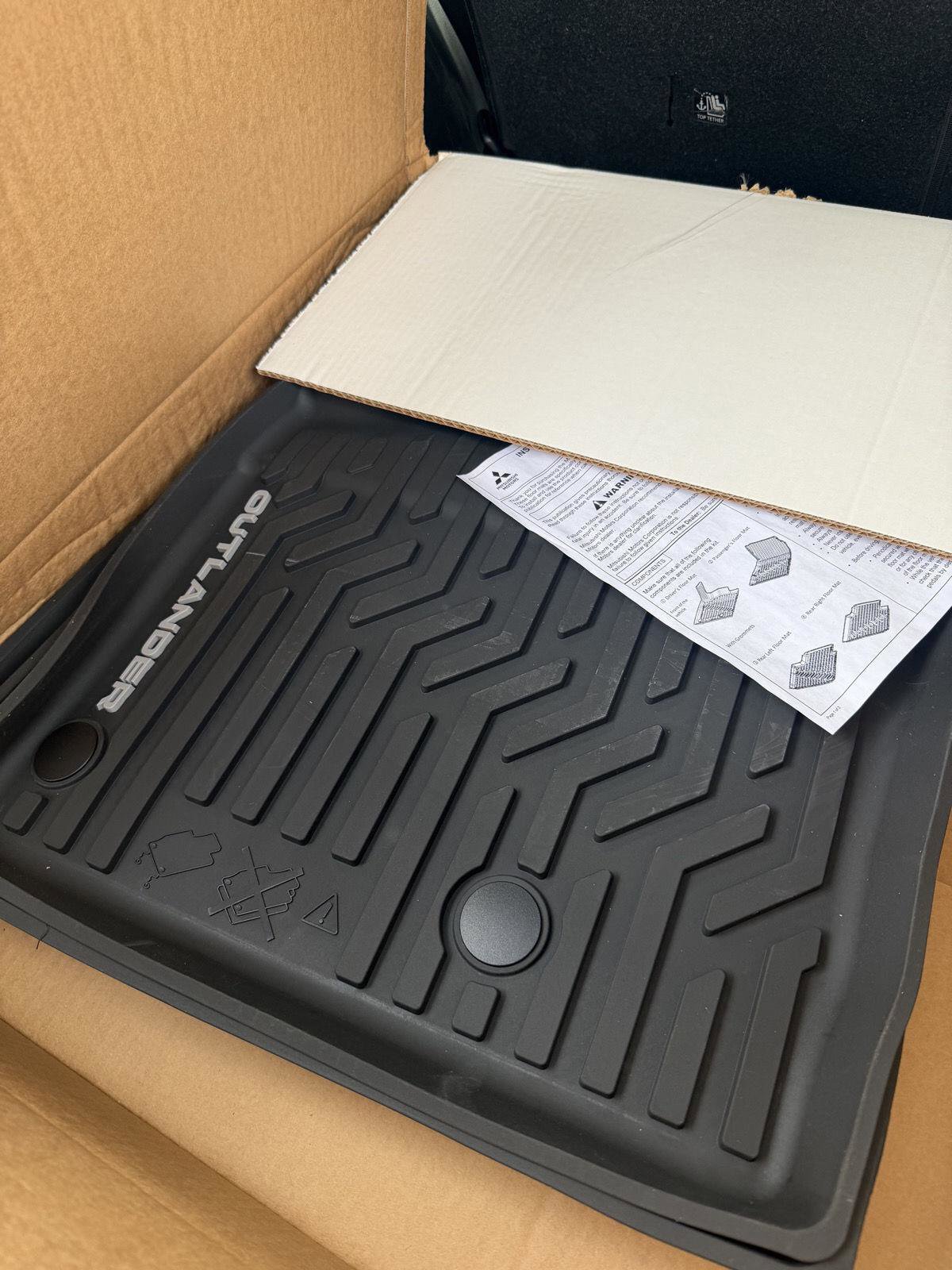 Used 2022 Mitsubishi Outlander SE image 16