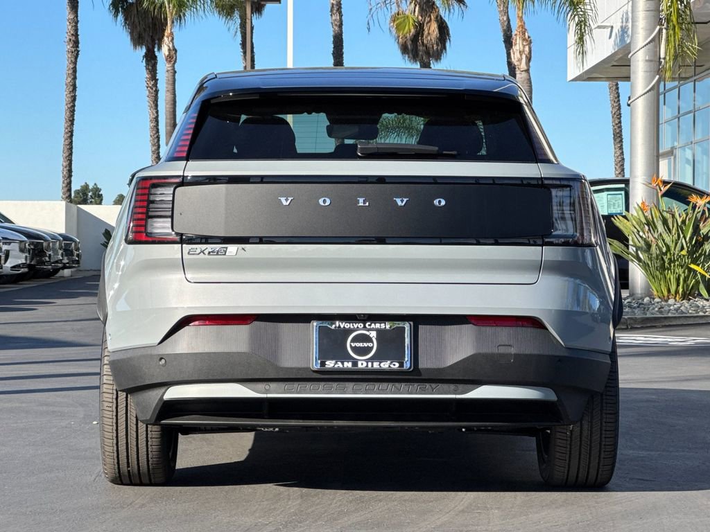 New 2026 Volvo EX30 Cross Country Ultra w/ Protection Package AWD/4WD image 4